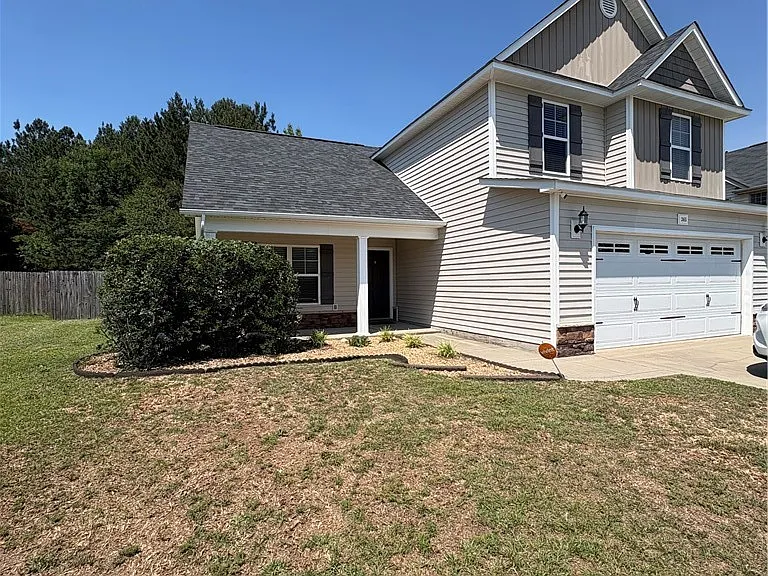 365 Roanoke Dr — Photo 2