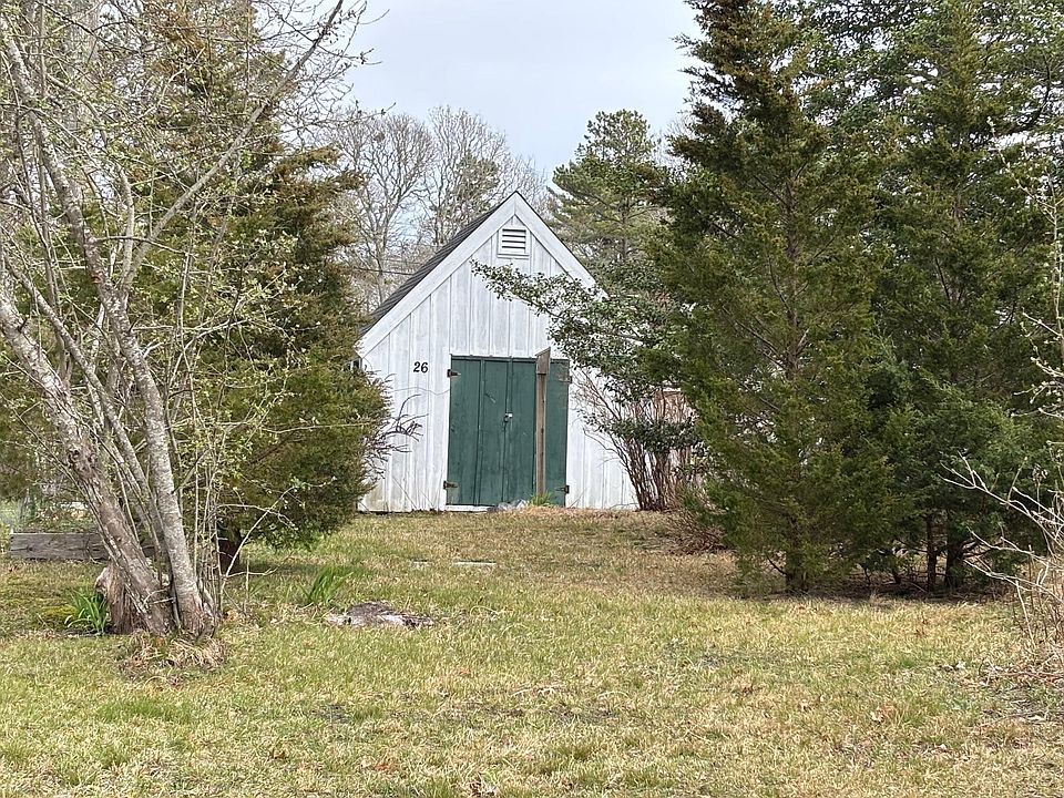 1st image of 26 Bob-O-Link Lane