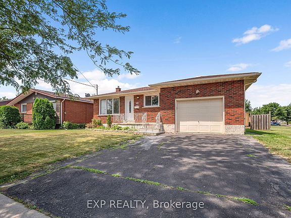 2nd image of 151 Wellington St