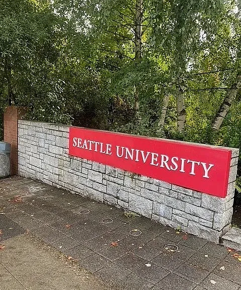 Seattle U nearby
