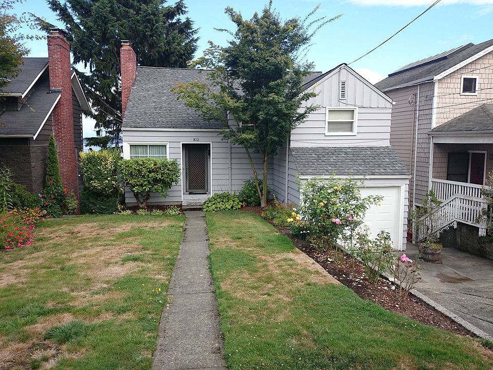 2nd image of 812 Lake Washington Blvd S