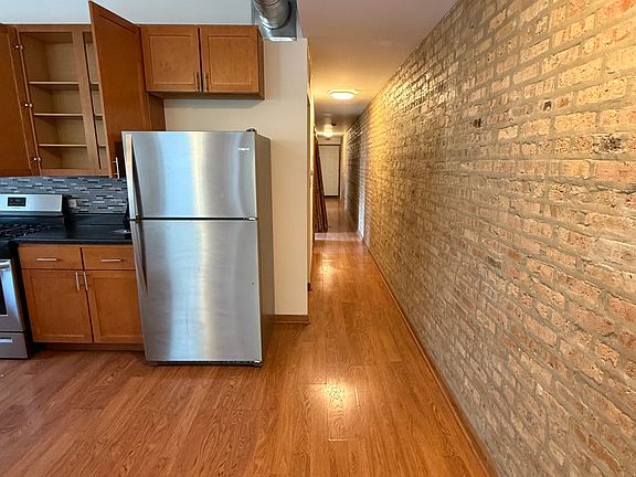 4th image of 3538 S King Dr #3S