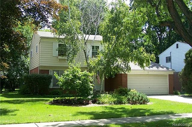 1st image of 29446 Somerset Dr