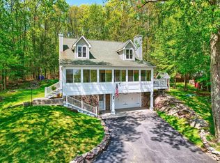 41 N Shore Rd, Rock Hill, NY 12775