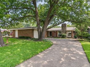 919 Meadow View Dr, Richardson, TX 75080