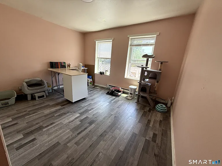 786 Plainfield Rd — Photo 9