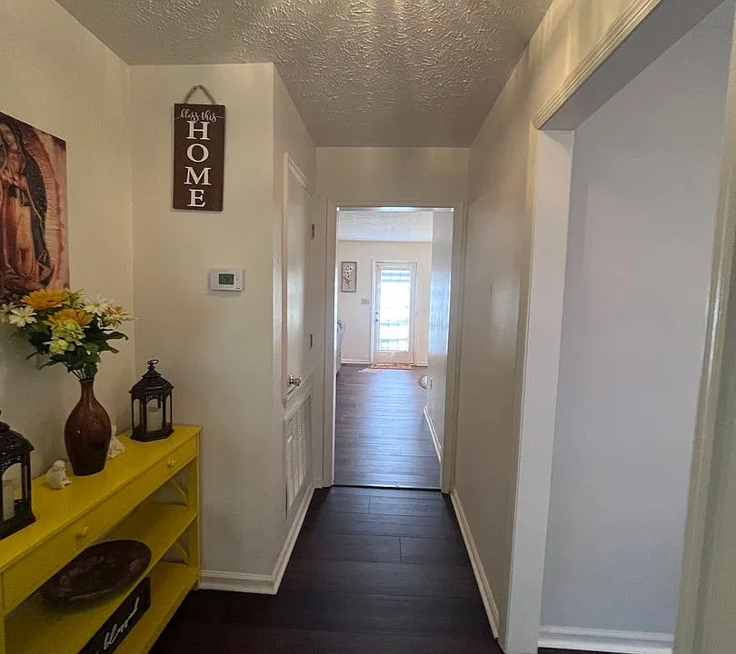 1003 Old Charleston Cir