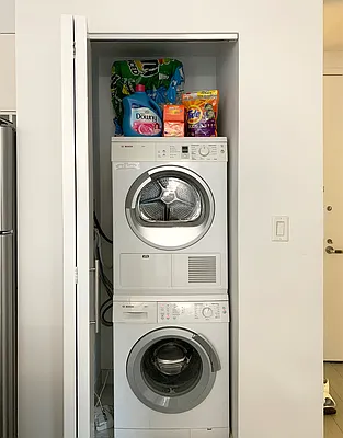 Rented by Dynamik Realty | media 28