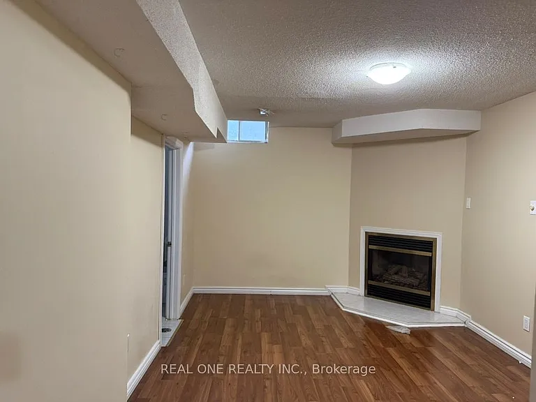 2 Maitland Dr — Photo 12