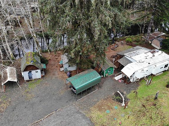 3rd image of 192 W Arrowhead Drive