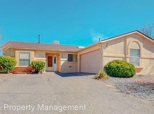 1390 Golden Eye Loop NE, Rio Rancho, NM 87144