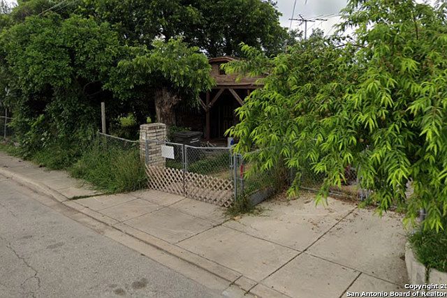 1st image of 112 Fleming St