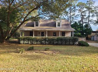 136 Carolina Ct W, Manteo, NC 27954