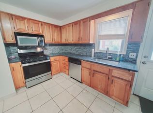 7 Ponus Ave, Stamford, CT 06902