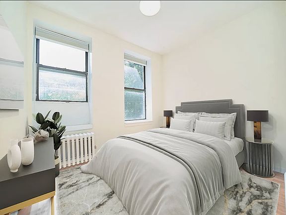 3rd image of 319 E 95th St APT 14