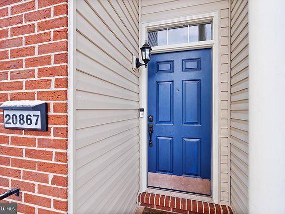 4th image of 20867 Derrydale Sq