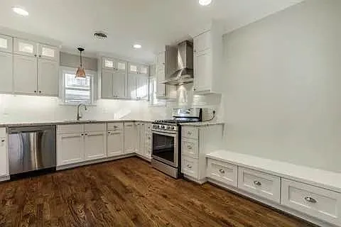 4310 Somerville Ave — Photo 6