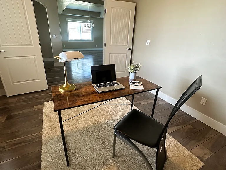 904 N Tullshire Way — Photo 11