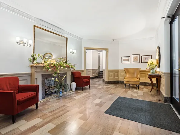 290 6th Avenue image 14 of 17