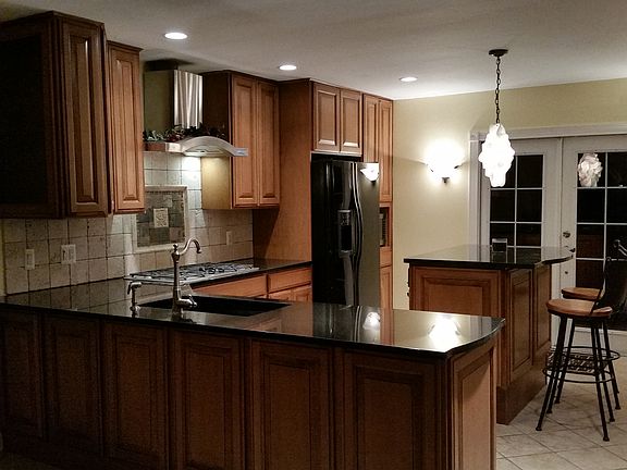 2nd image of 4044 Kempf St