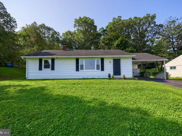 62 E Boehms Rd, Willow Street, PA 17584