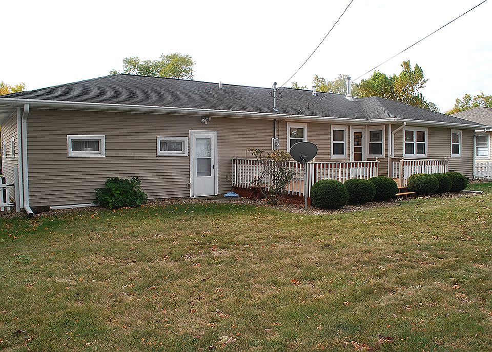 2500 17th Ave, Marion, IA 52302 Zillow