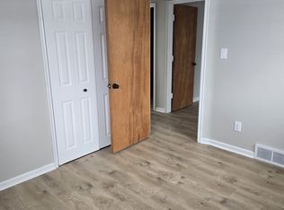 30721 Hathaway St, Livonia, MI 48150