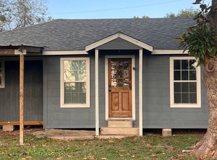 310 W Railroad St, Boling, TX 77420