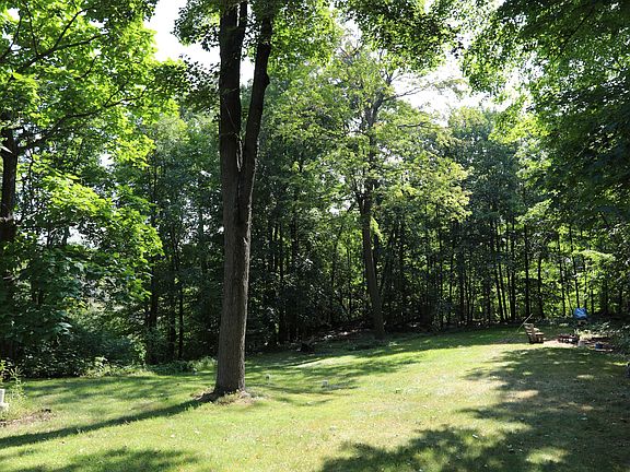 5th image of 11640 239th Street Ct N