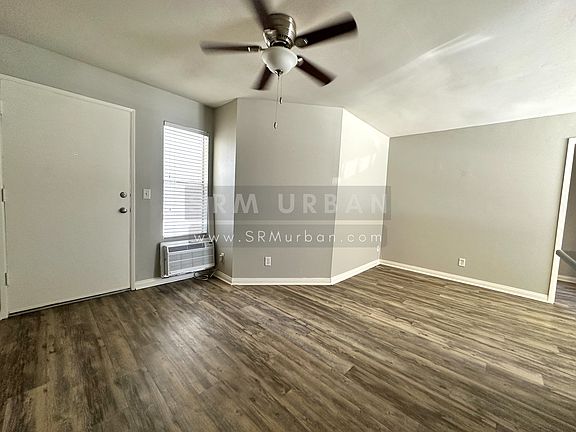 4th image of 4612 Ohio St #6