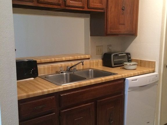 5th image of 8102 Amelia Rd APT 303H