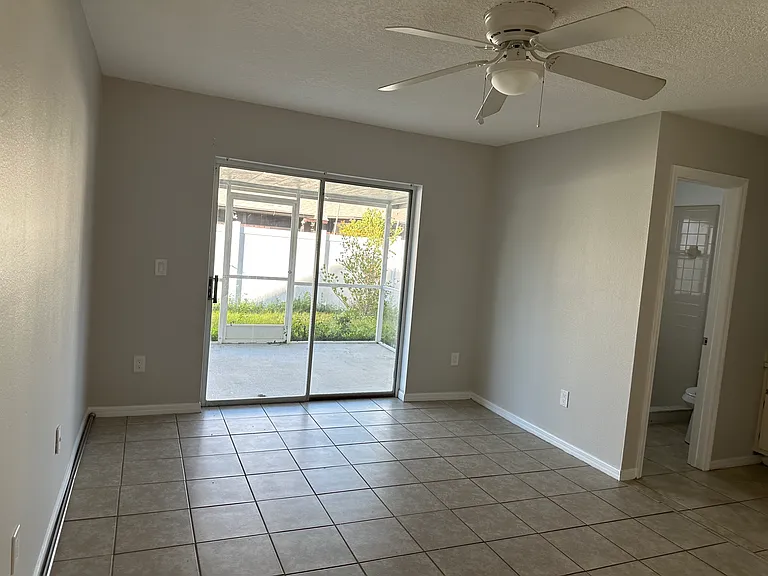 3206 Parkside Ct — Photo 10