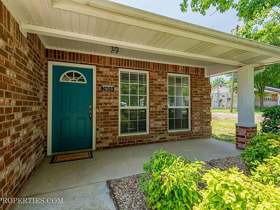 Nice Front Porch!