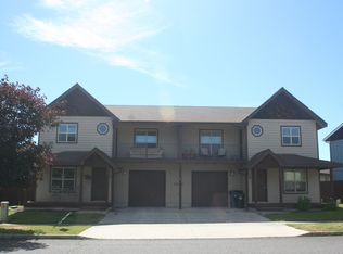 63150 Eastview Dr UNIT 2, Bend, OR 97701