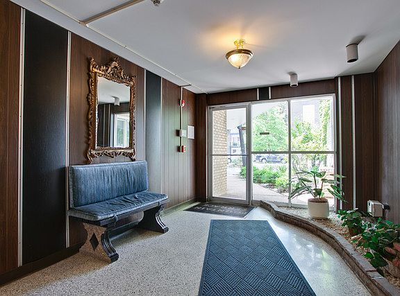 3rd image of 5214 Galitz St #1C