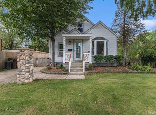 31960 Florence St, Garden City, MI 48135