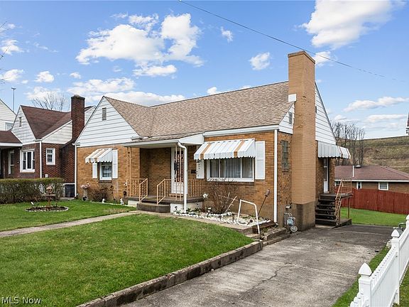 3rd image of 643 Western Ave