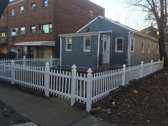3rd image of 439 Effingham Ave