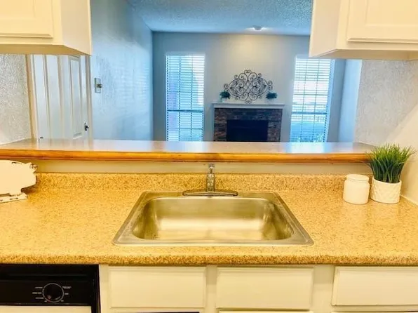 7621 McCallum Blvd APT 108, Dallas, TX 75252