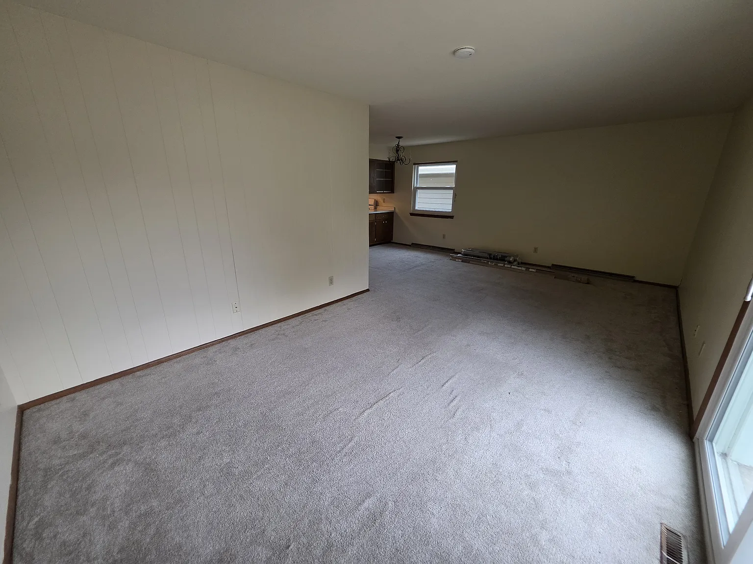 3655 S 90th St — Photo 2