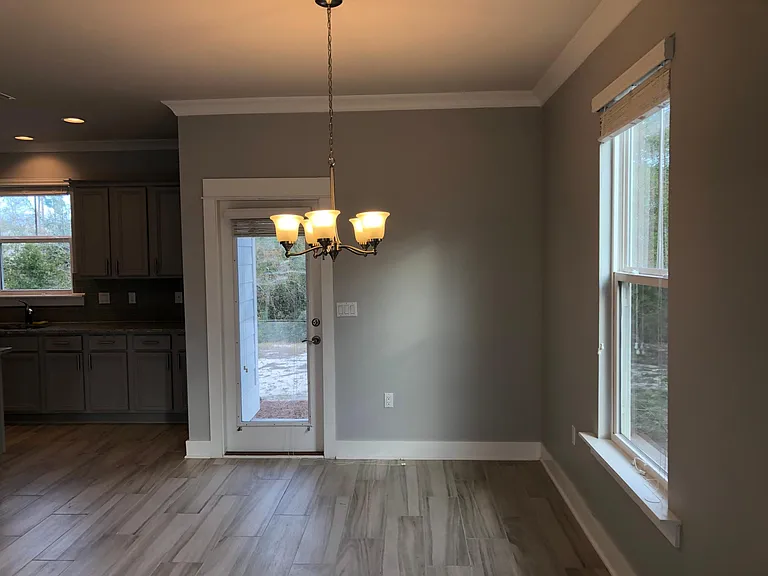 206 Montclair Ave — Photo 5