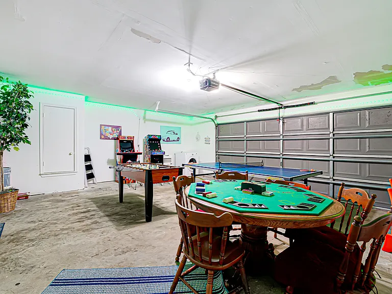 13421 Whispering Hills Dr — Photo 19