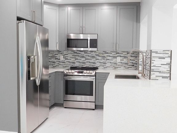 3rd image of 258 NE 22nd St