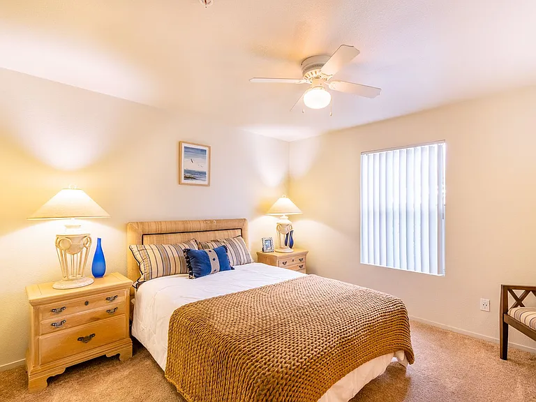 Enclave Apartments — Photo 1