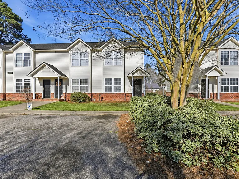 4060 Cedars Pkwy #C — Photo 10