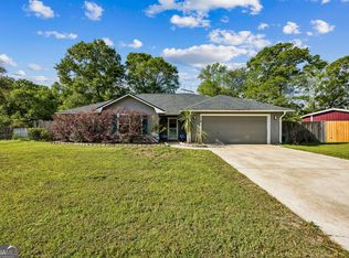 116 Honeysuckle Rd, Kingsland, GA 31548