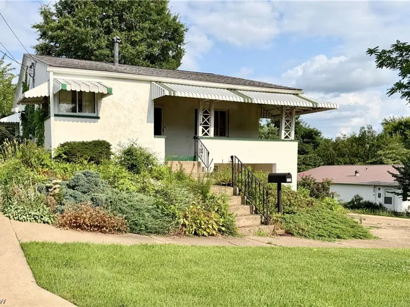 710 Walnut St, Belpre, OH 45714