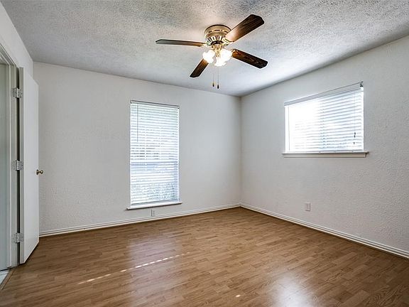 5th image of 1107 Pueblo Dr