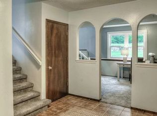 15735 Ohern Cir, Omaha, NE 68135