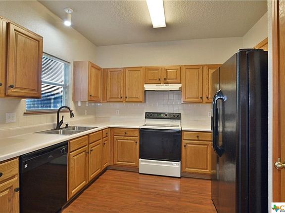 4th image of 4714 Silver Wood Ct